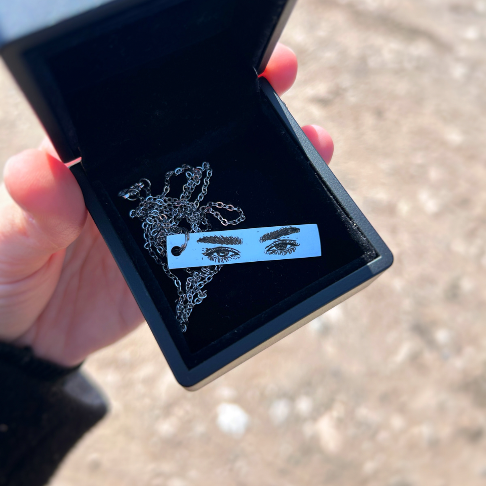 Çelik Kalp Gözü Kolye (Kendi Görseliniz İle)