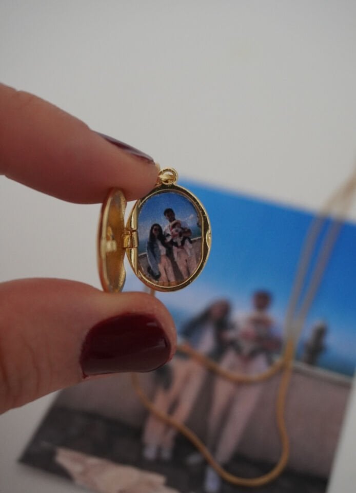 Çelik Oval Resimli Anı Kolyesi